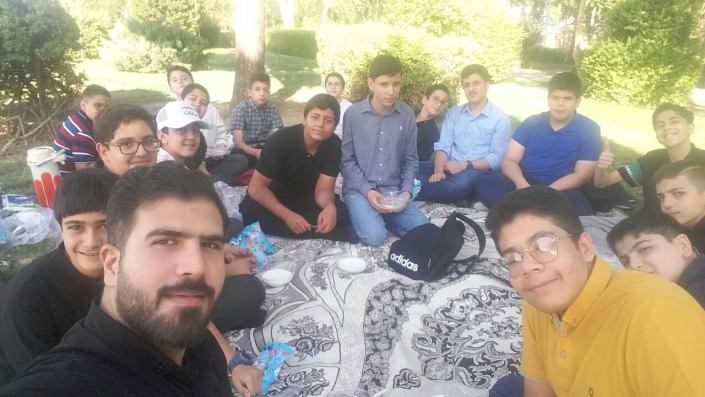 نوجهان – دبیرستان سادات اصفهان (۳)